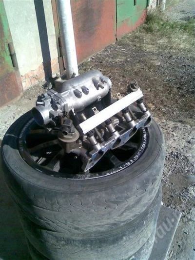 Лот: 567437. Фото: 1. Впуск для двигателя HONDA D15B... Двигатель и элементы двигателя
