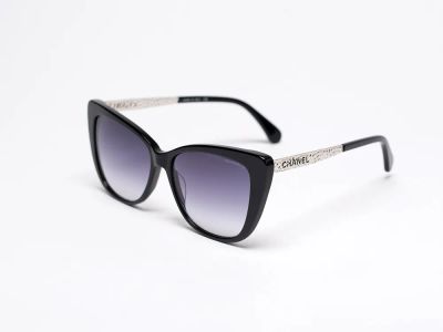 Лот: 24977381. Фото: 1. Очки Chanel. Очки солнцезащитные