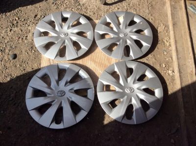 Лот: 6037400. Фото: 1. Комплект колпаков Toyota R15 в... Колпаки