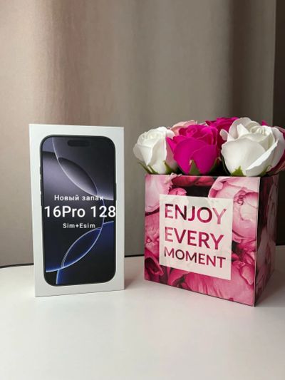 Лот: 25204905. Фото: 1. iPhone 16 Pro 128 sim Esim. Чехлы, бамперы