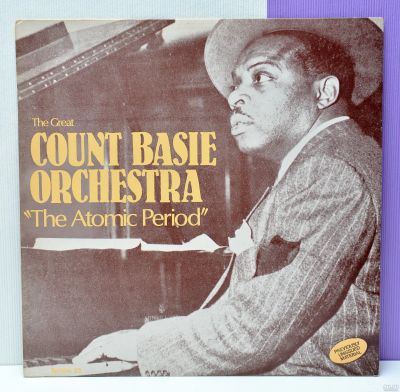 Лот: 14919814. Фото: 1. Count Basie orchestra* "the atomic... Аудиозаписи