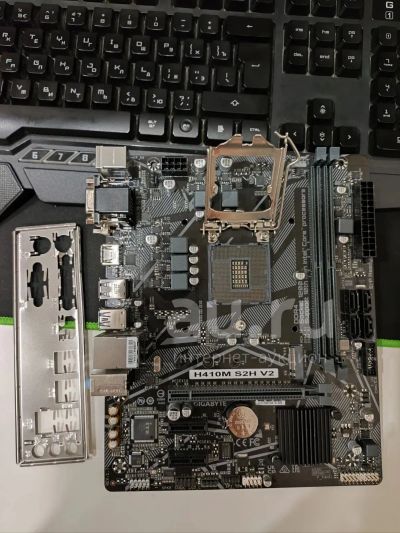 Лот: 24610962. Фото: 1. intel i3 10105 (4 ядра 8 потоков... Комплекты запчастей