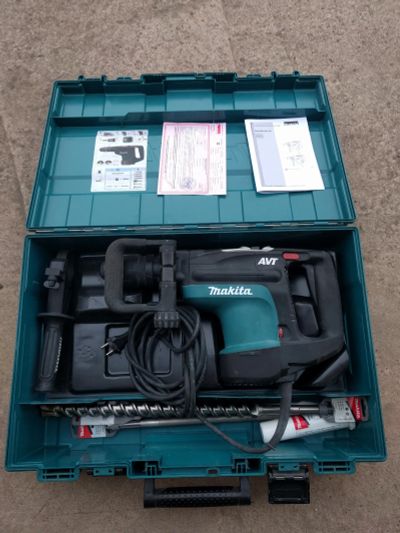 Лот: 18226965. Фото: 1. Перфоратор Makita HR4010C. Электроинструмент
