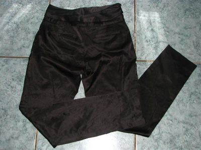 Лот: 2491507. Фото: 1. Брюки Oggi атлас черные р.44. Брюки, шорты