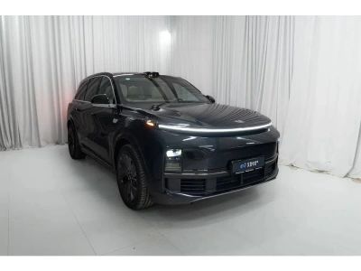 Лот: 25267013. Фото: 1. Внедорожник LiXiang L9 2025. Автомобили