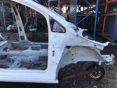 Лот: 21705828. Фото: 1. стойка кузова Volkswagen Golf... Кузов