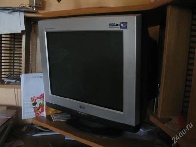 Лот: 2019716. Фото: 1. Монитор LG F920P. ЭЛТ-мониторы