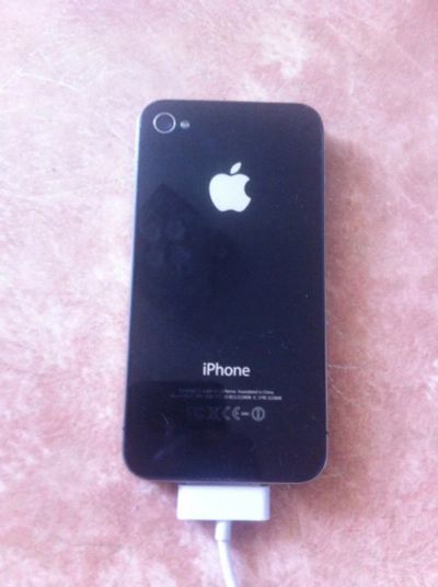 Лот: 7714377. Фото: 1. Iphone 4 оригинал! (читайте описание... Смартфоны