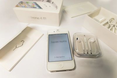 Лот: 10431039. Фото: 1. iPhone 4s 16GB White Айфон белый... Смартфоны