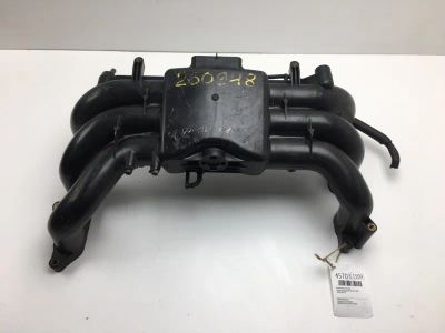 Лот: 20392111. Фото: 1. Коллектор впускной Subaru Outback... Двигатель и элементы двигателя