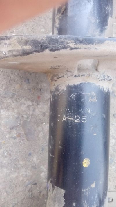 Лот: 11870657. Фото: 1. Стойки предние Toyota Carina... Ходовая, подвеска, рулевое управление