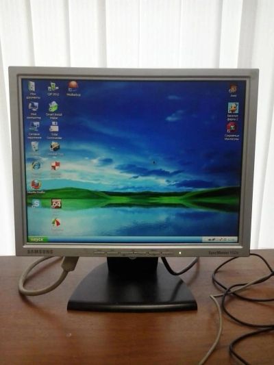 Лот: 4438140. Фото: 1. Монитор ЖК 15" Samsung 152N б... ЖК-мониторы