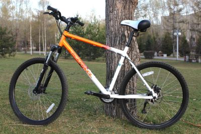 Лот: 11455493. Фото: 1. Велосипед KONA Hahanna (RockShox... Велосипеды