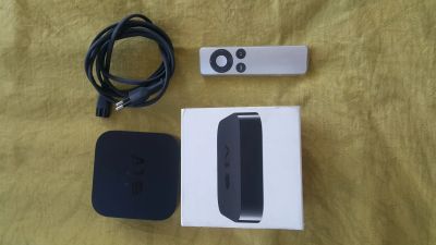 Лот: 13744225. Фото: 1. ТВ приставка Apple TV 3Gen (MD199RU... Медиаплееры