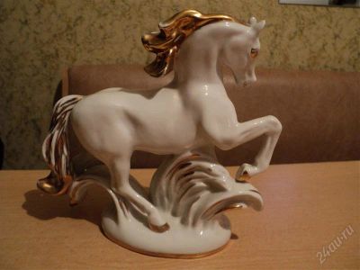 Лот: 2219073. Фото: 1. статуэтка "Конь" (Фарфор, ЛФЗ). Скульптуры