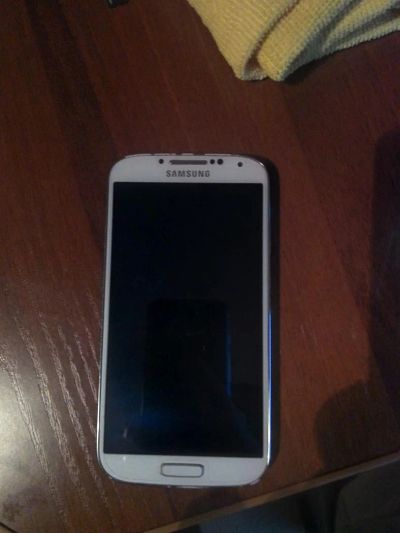 Лот: 4840469. Фото: 1. Samsung Galaxy S4 i9505 LTE white. Смартфоны