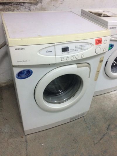 Лот: 9266711. Фото: 1. Б/у бытовая стиральная машинка... Стиральные машины