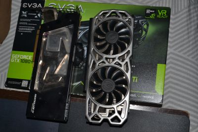 Лот: 20225963. Фото: 1. EVGA GeForce GTX 1080 Ti SC2 на... Видеокарты