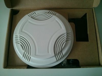 Лот: 5222379. Фото: 1. Mikrotik cAP 2n, точка доступа... Маршрутизаторы (роутеры)