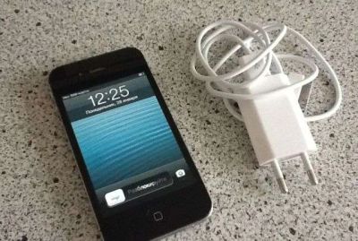 Лот: 3780028. Фото: 1. Apple iPhone 4 32GB iOS 6.1.3. Смартфоны