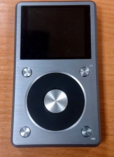 Лот: 9781117. Фото: 1. Fiio X5 второе поколение. Плееры