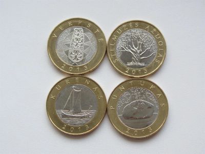 Лот: 3920773. Фото: 1. Литва , 2 лита , набор из 4 монет... Наборы монет