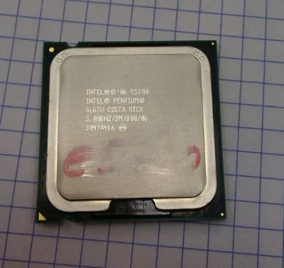 Лот: 7307416. Фото: 1. Процессор Intel Pentium E5700... Процессоры