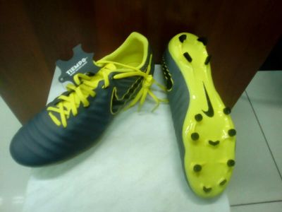 Лот: 15866555. Фото: 1. Бутсы размер 45 Nike натуральная... Кеды, кроссовки, слипоны