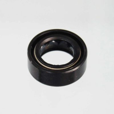 Лот: 21367152. Фото: 1. Сальник гребного вала HONDA BF7... Запчасти для лодок, катеров, лодочных моторов