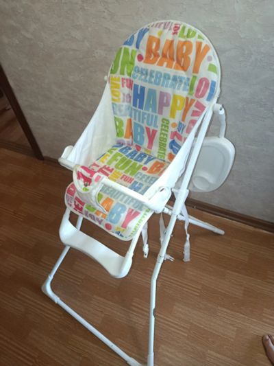 Лот: 25898280. Фото: 1. Столик для кормления. Столики, стулья, парты