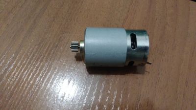 Лот: 21277684. Фото: 1. Двигатель шуруповерта HRS-550S-18V. Электроинструмент