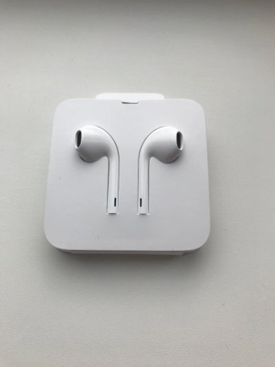 Лот: 15878395. Фото: 1. Наушники Apple EarPods 8 pin Новые. Наушники, гарнитуры
