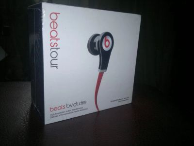 Лот: 3594384. Фото: 1. продам наушники Monster Beats... Наушники, гарнитуры