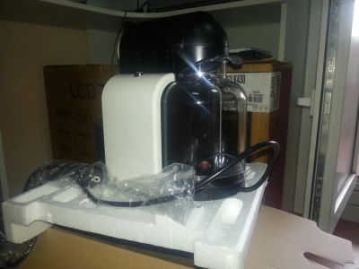 Лот: 7762975. Фото: 1. Капсульная кофемашина DeLonghi... Чайники, кофемашины, кулеры
