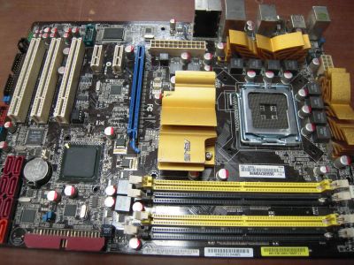 Лот: 5374059. Фото: 1. Мать нерабочая. Asus P5Q, не выдает... Материнские платы