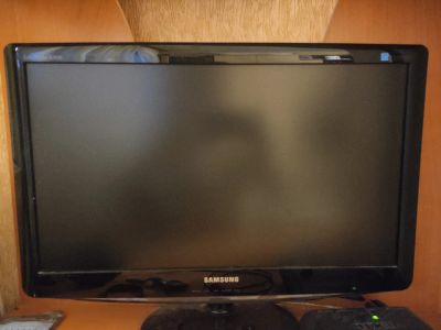 Лот: 19160142. Фото: 1. Монитор Samsung SyncMaster B2430L... ЖК-мониторы