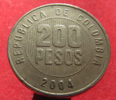 Лот: 18842385. Фото: 1. Колумбия 200 песо, 2004 г. Остальные страны