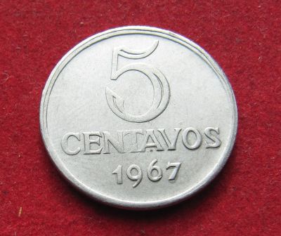 Лот: 20019847. Фото: 1. Бразилия 5 сентаво, 1967 г. Америка