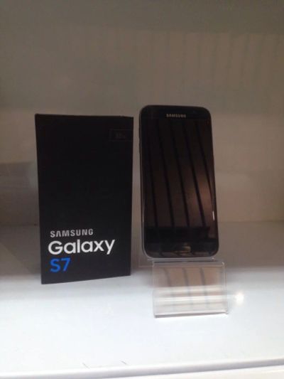 Лот: 10201490. Фото: 1. Samsung Galaxy S7. Смартфоны