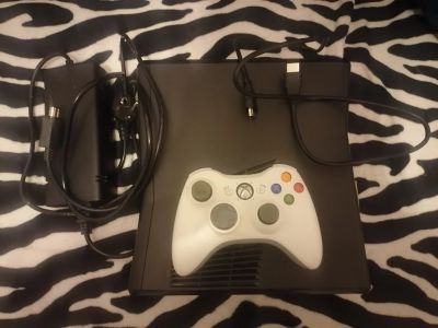 Лот: 17088642. Фото: 1. Xbox 360 Slim Freeboot 320 gb. Игровые приставки, консоли