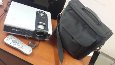 Лот: 5525700. Фото: 1. Проектор BENQ PB7220. Проекторы