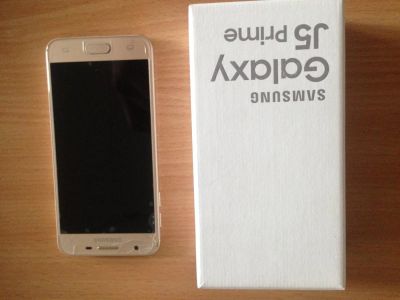 Лот: 9810540. Фото: 1. Samsung galaxy j5 prime. Смартфоны