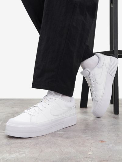 Лот: 24285944. Фото: 1. Кеды женские Nike Court Legacy... Кеды, кроссовки, слипоны