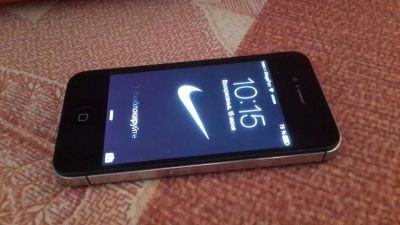 Лот: 4204290. Фото: 1. iPhone 4s Black 16Gb не залочен... Смартфоны