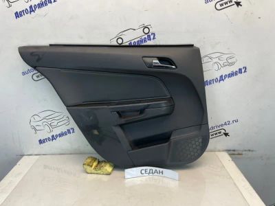 Лот: 22988834. Фото: 1. обшивка двери Opel Astra L69. Другое (автозапчасти)