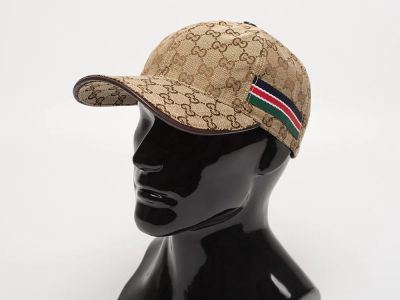 Лот: 22156677. Фото: 1. Кепка Gucci. Шарфы, платки