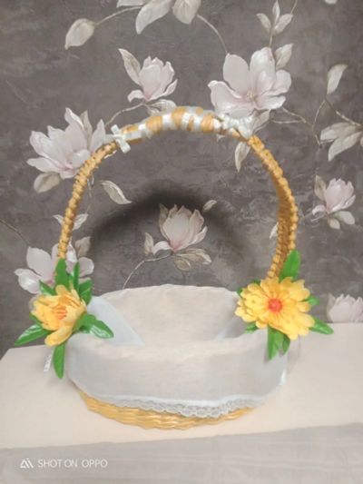 Лот: 16485811. Фото: 1. Корзина овальная 2. Плетение из лозы, лыка, бересты