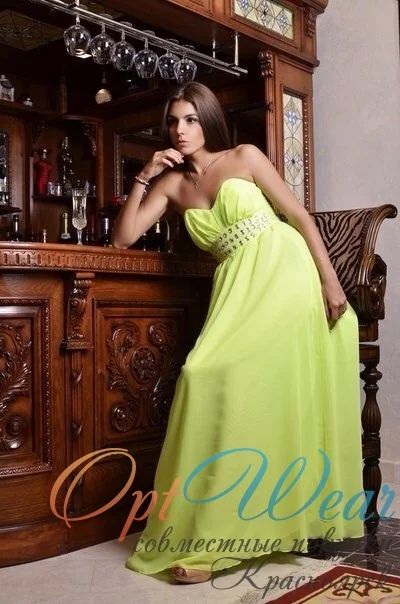 Лот: 4108474. Фото: 1. длинное платье. Платья