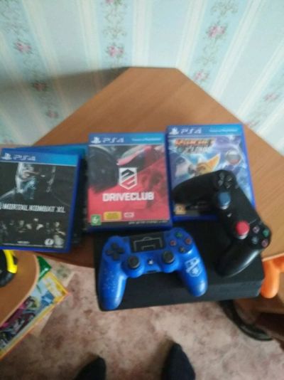 Лот: 11309467. Фото: 1. Sony playstation 4slim. Игровые приставки, консоли