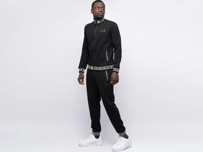 Лот: 20256279. Фото: 1. Спортивный костюм Armani. Спортивные костюмы